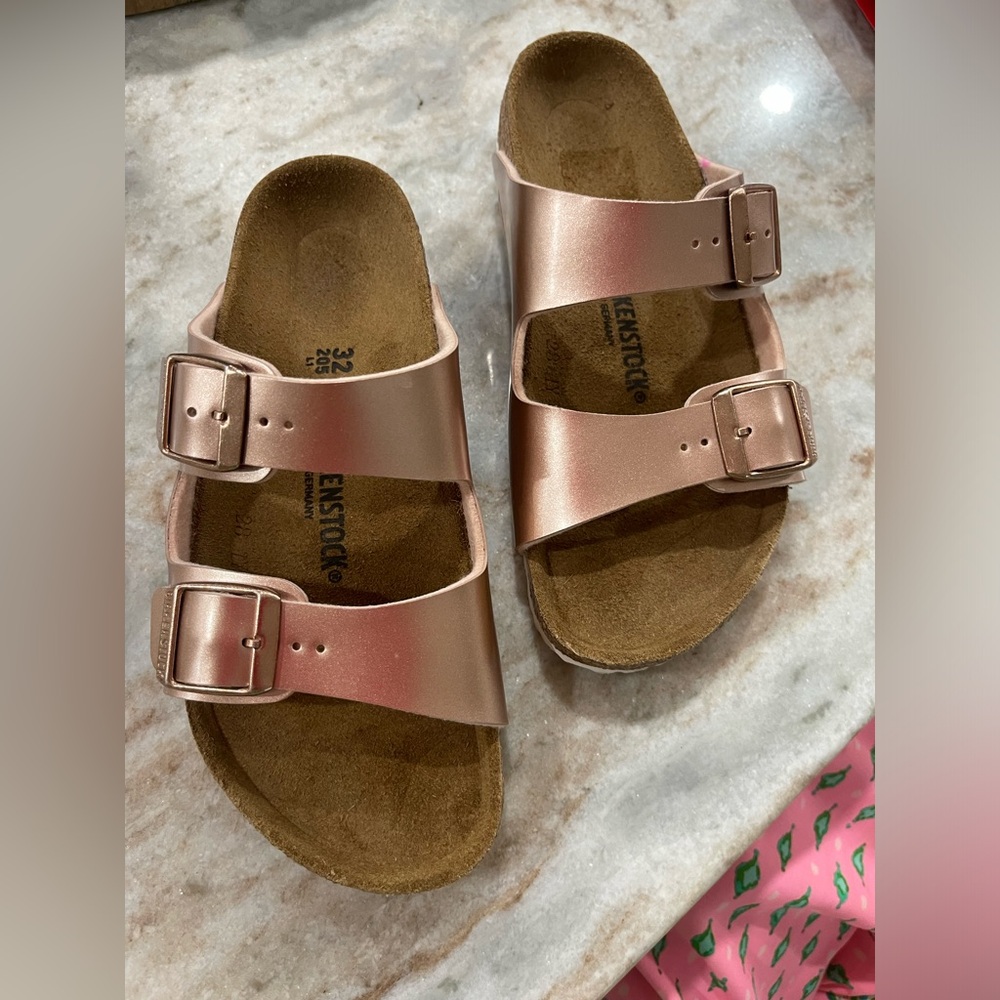 Birkenstock Kids Metallic Rose Gold Arizona Sandals